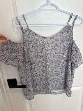 Reitmans White Floral Cold-Shoulder Cami with Blue and Pink Accents